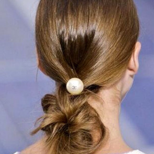 Chanel Pearl Elastic Hair band accessories